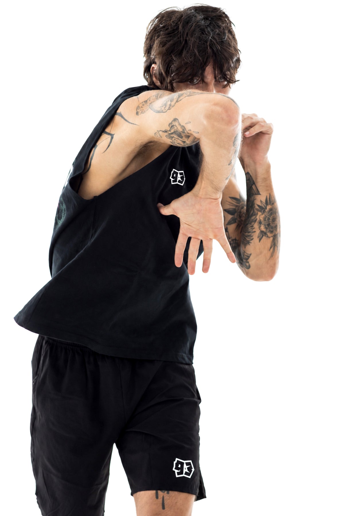 5 Round Club Raw Edge Tank