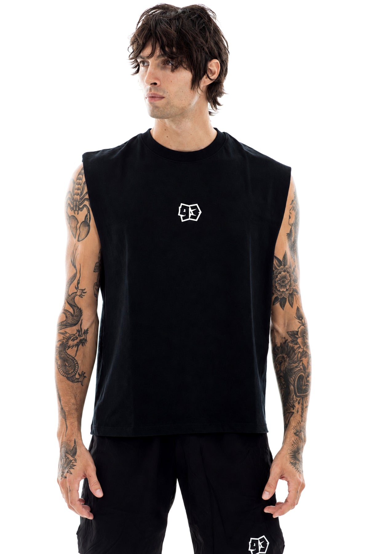 5 Round Club Raw Edge Tank