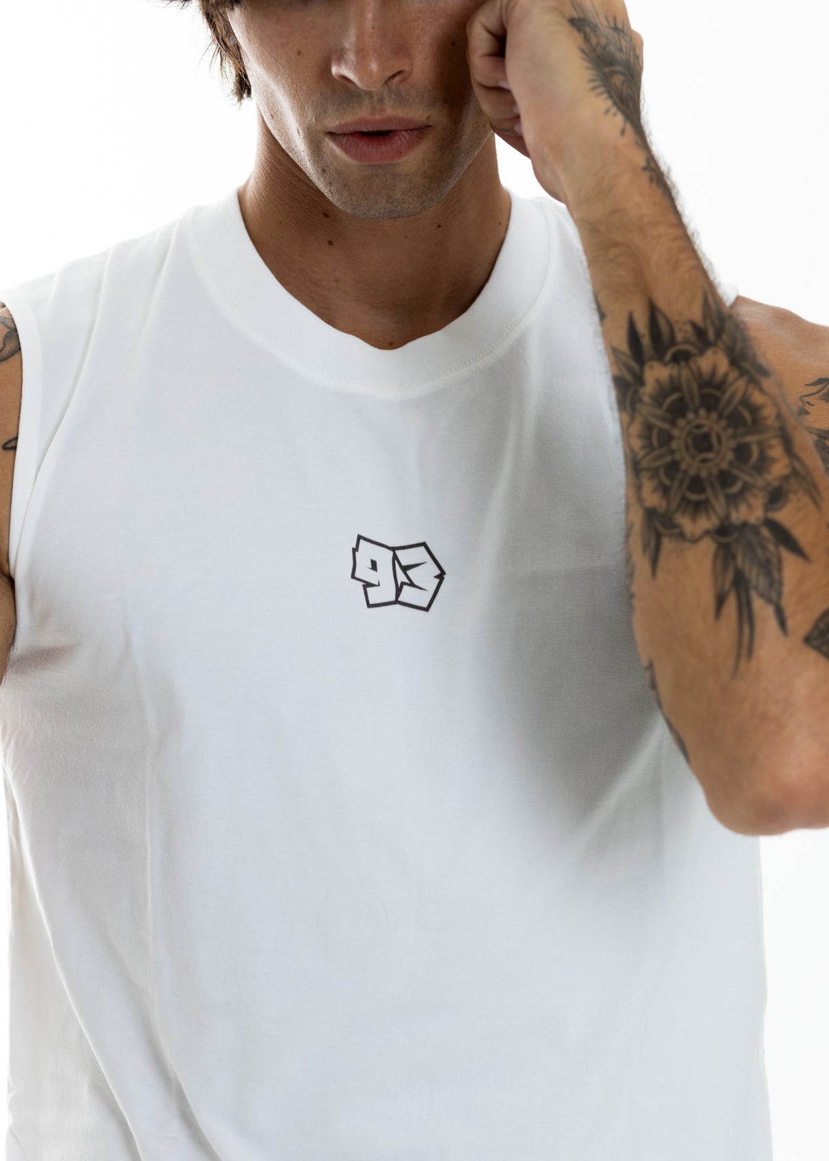 5 Round Club Tank